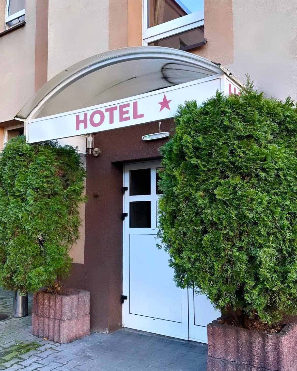 Hotel Haga Częstochowa Exteriör bild