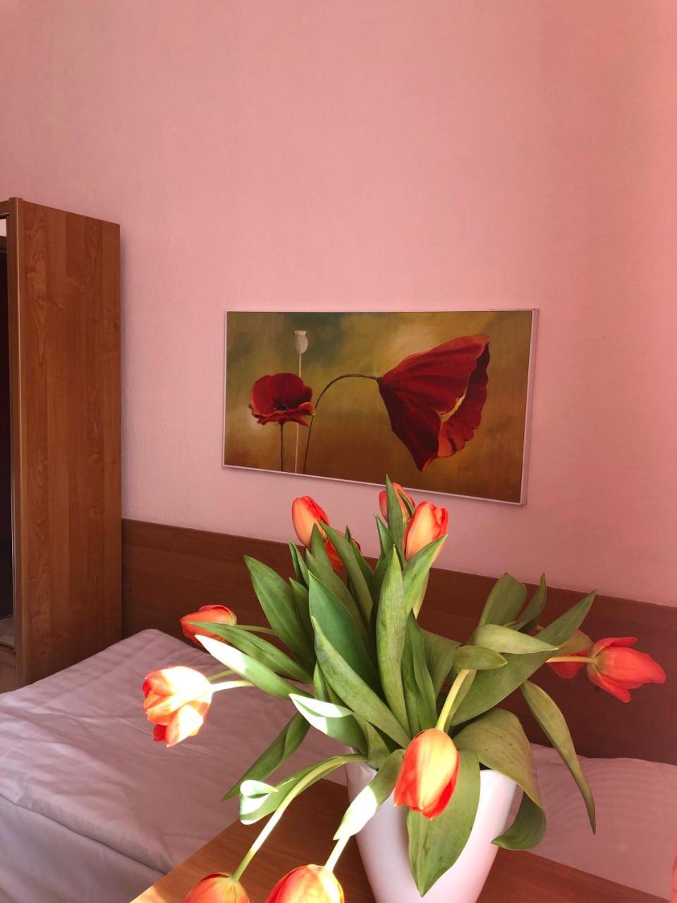 Hotel Haga Częstochowa Exteriör bild
